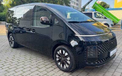 Hyundai STARIA 2.2 CRDi"Signature" Allrad/7Sitze
