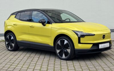 Volvo EX30 Twin Motor Performance AWD Ultra /20" LM