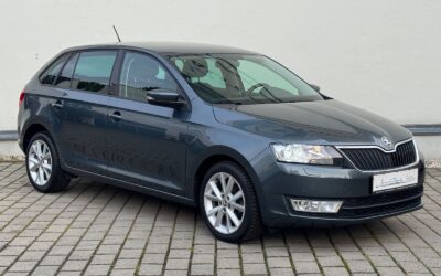 Skoda Rapid 1.2 TSI Spaceback"Autom/Xenon/CarPlay/PTS"
